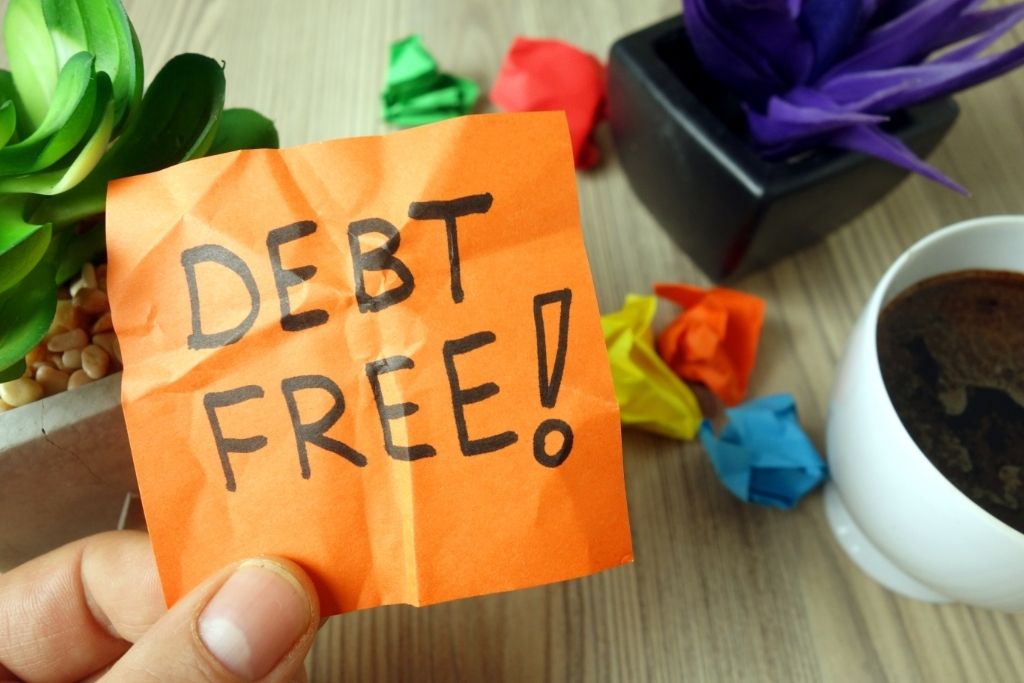 10 Ways To Become Debt Free