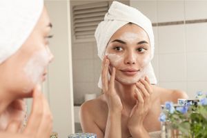 10 Celebrity Skincare Tips Revealed