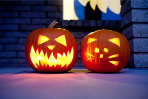 7 Pumpkin Carving Tips And Tricks For Beginners