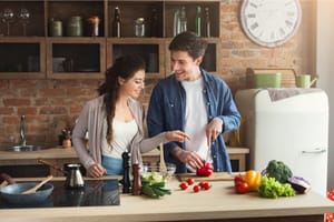 12 Ways To Get To Know Someone You're Dating Through Fun Activities