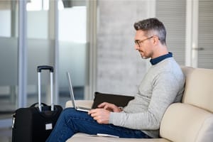 10 Productive Things To Do While Stranded At The Airport