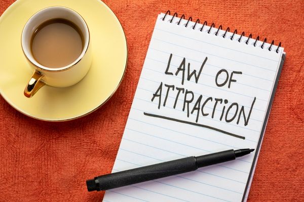 How To Use The Law Of Attraction To Manifest Your Dreams