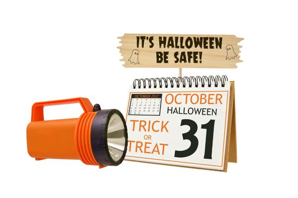 10 Halloween Safety Tips For Kids