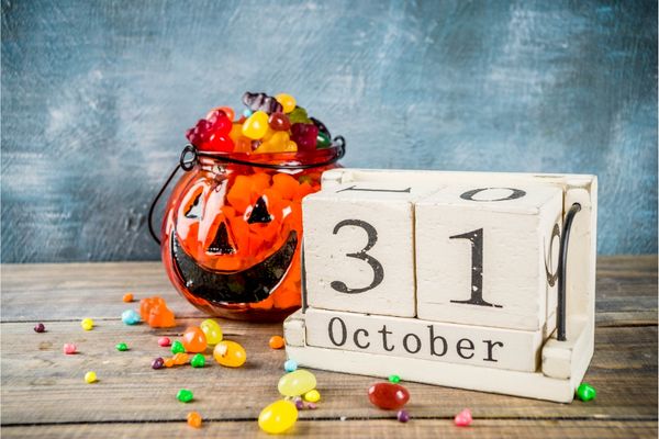 10 Spooktacular Halloween Tips For The Perfect Celebration