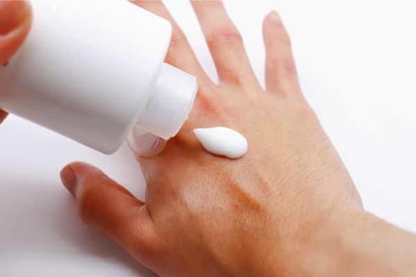 10 FAQs About How To Get Rid Of Dry Skin