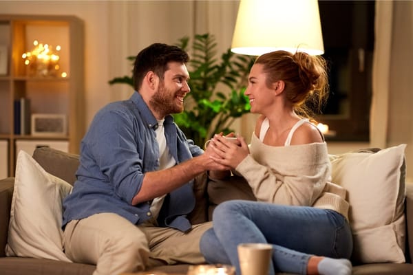12 Romantic Gestures That Mean More Than Expensive Gifts